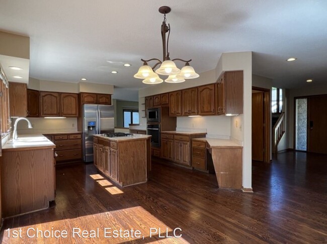 Foto del edificio - 4 br, 3.5 bath House - 4216 Mariner Lane