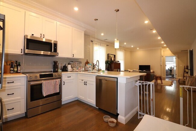 Foto del edificio - 19 Walk Hill St