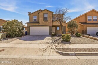 Building Photo - 14220 Firewood Dr