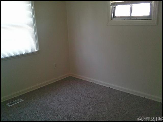 Building Photo - 5122 Lynch Dr