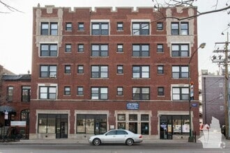 Building Photo - 739 W Belmont Ave