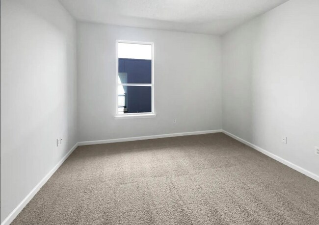 Building Photo - 3583 Old Village Dr