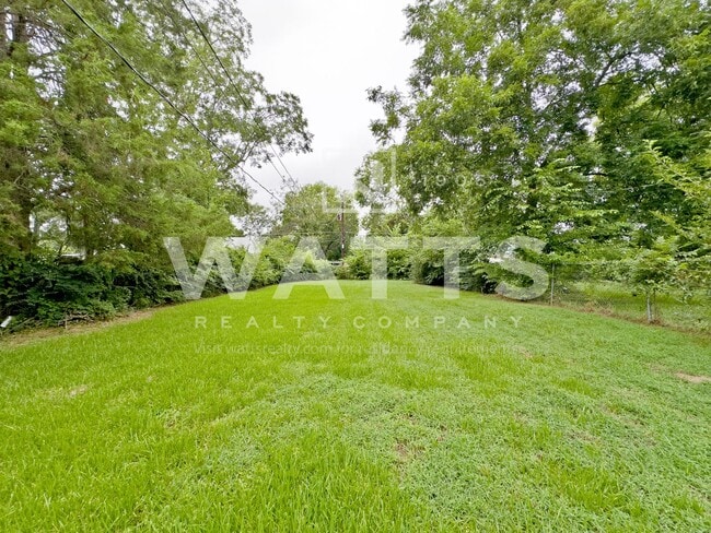Building Photo - 3-Bed 2-Bath Home in Bessemer