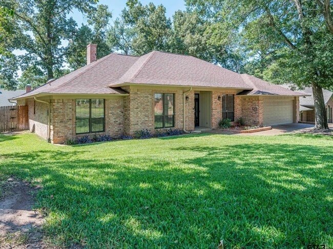 Building Photo - 714 Cedar Creek Dr