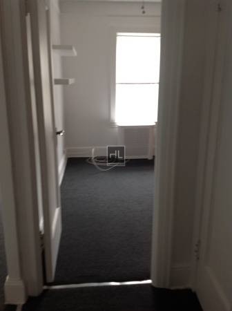Foto del edificio - 1567 E 38th St