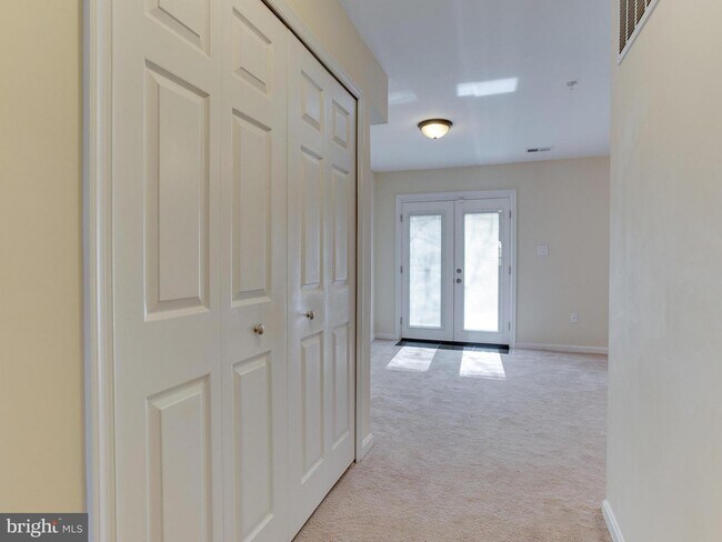 Building Photo - 3919 Elite St