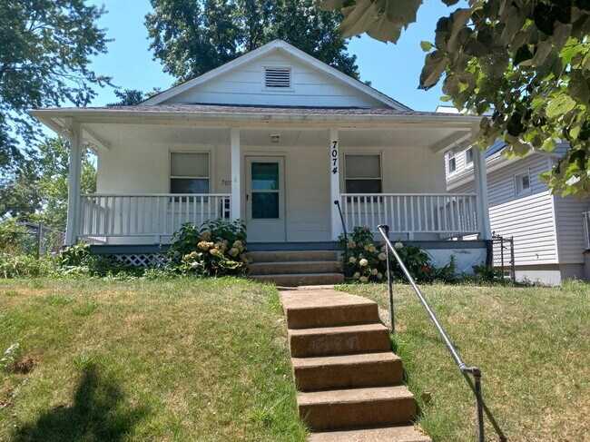 Foto del edificio - Charming & Updated Home Ready for Move-In