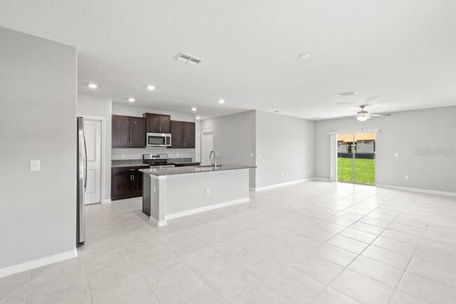 Building Photo - 7101 Amelia Cove Ct