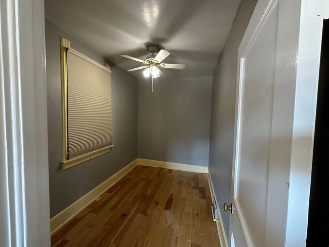 Foto del edificio - 824 E Wright St