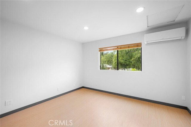 Foto del edificio - 10377 McBroom St