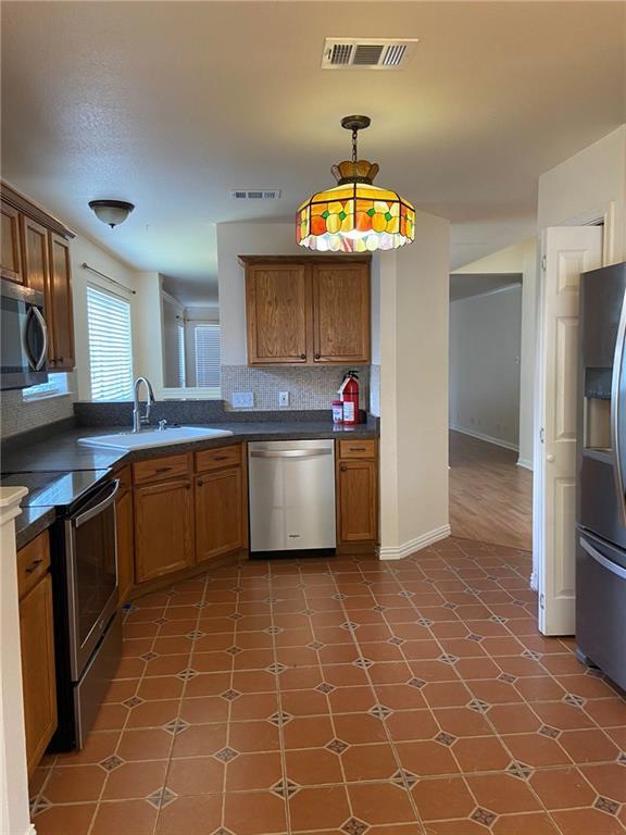 Foto del edificio - 2200 Southeastern Trail