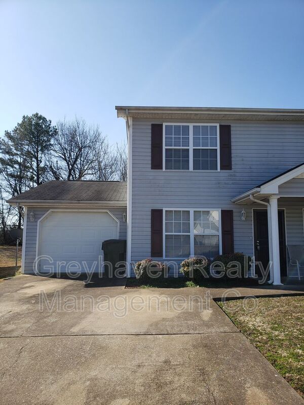 Primary Photo - 3951 Webb Oaks Ct