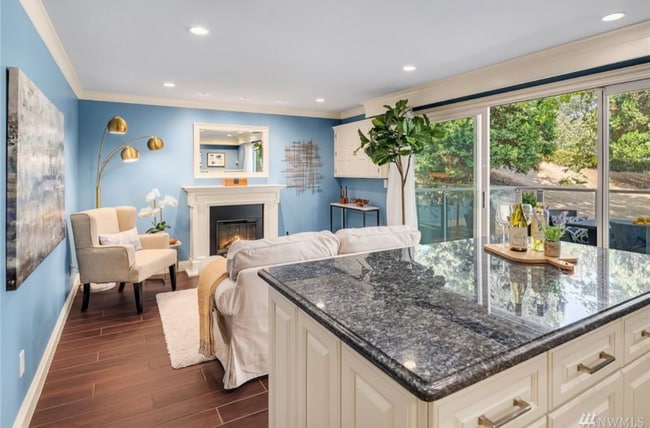 Building Photo - 1810 43rd Ave E