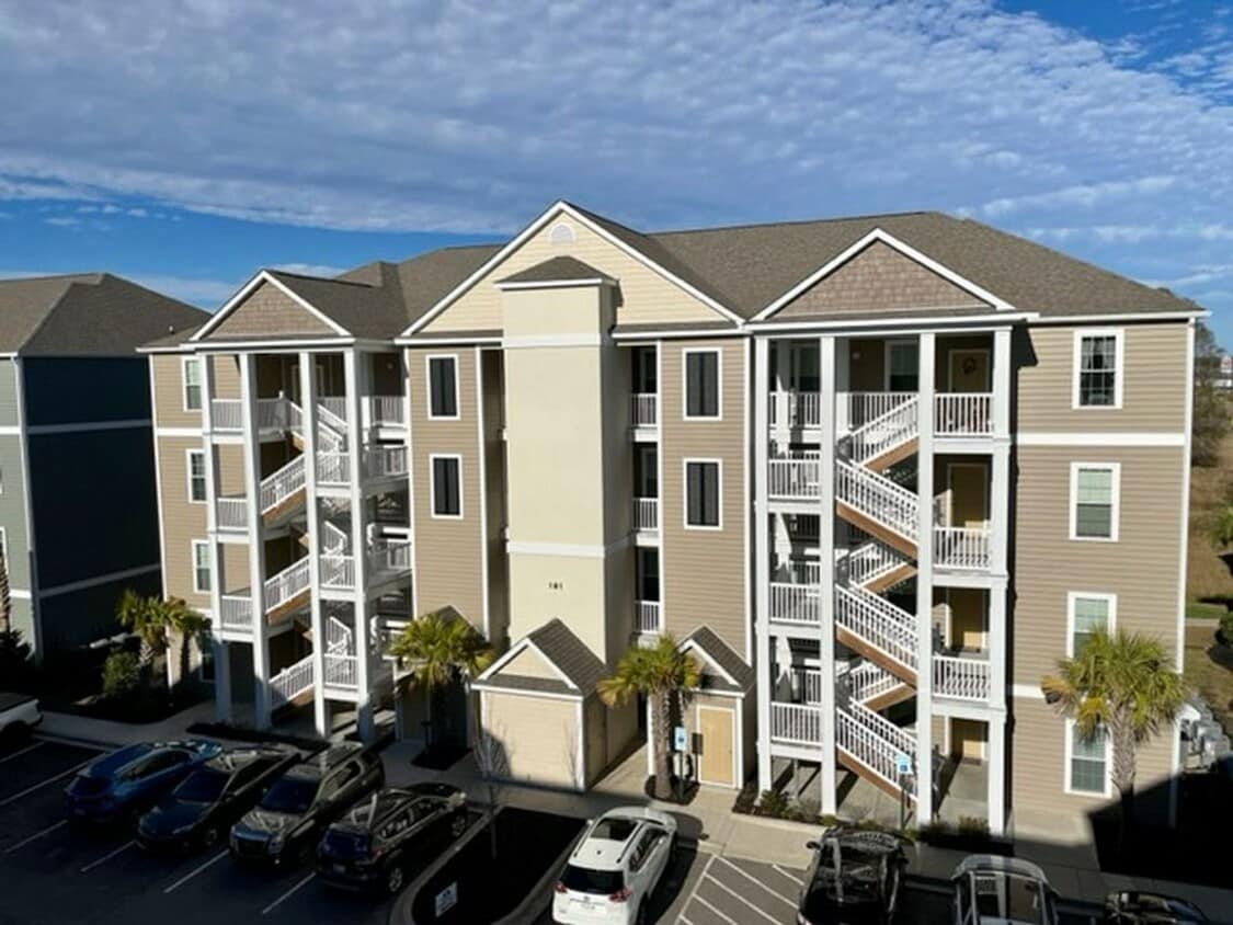 Foto principal - 1 bedroom condo in Queens Harbour