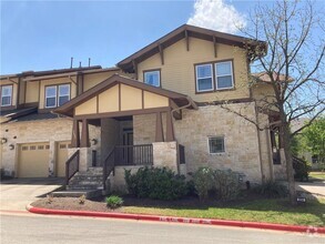 Building Photo - 2930 Grand Oaks Loop