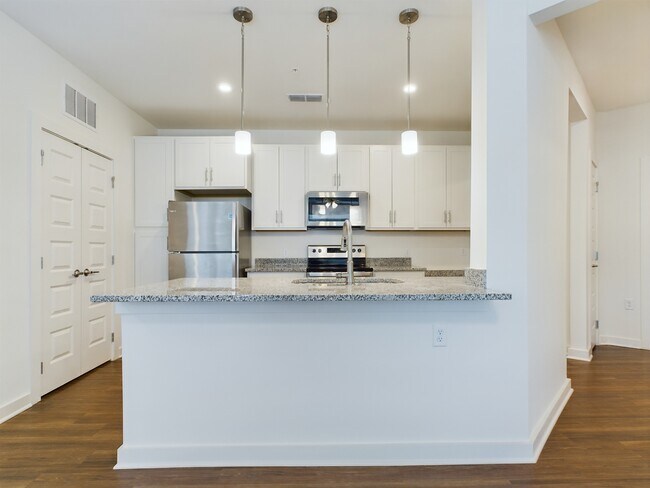 Kitchen - Aurora St. Leon Apartments