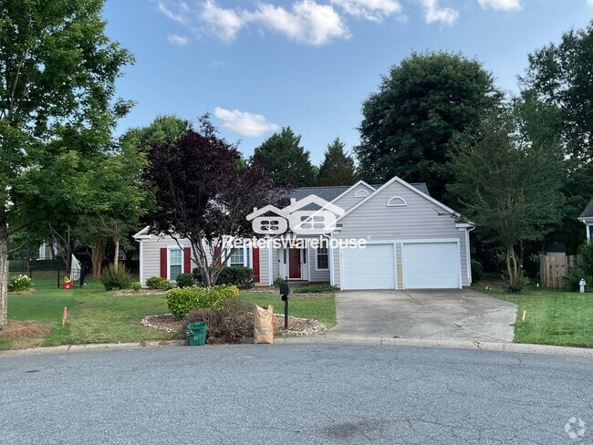 Building Photo - 8402 Albury Walk Ln