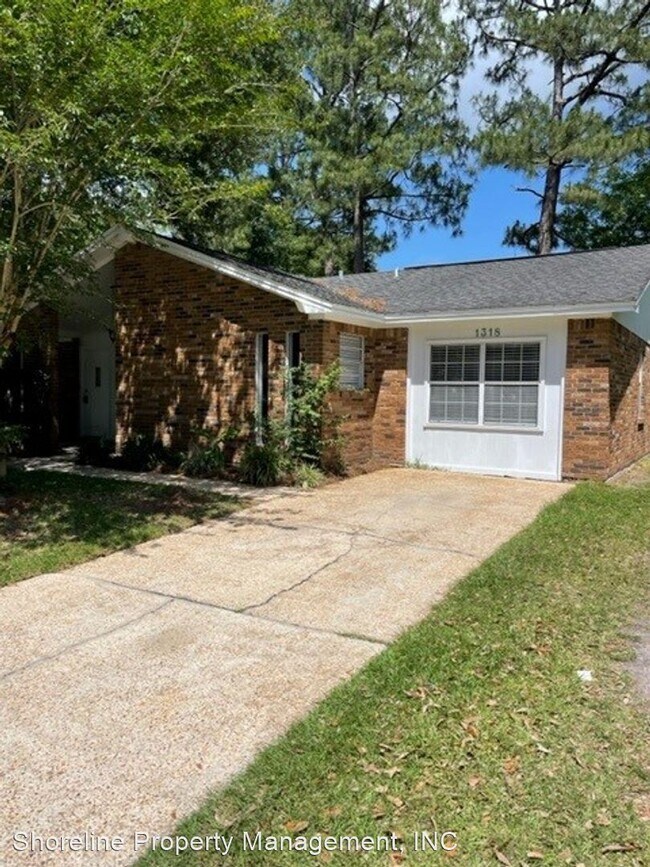 Building Photo - 3 br, 2 bath House - 1318 Glacier Avenue