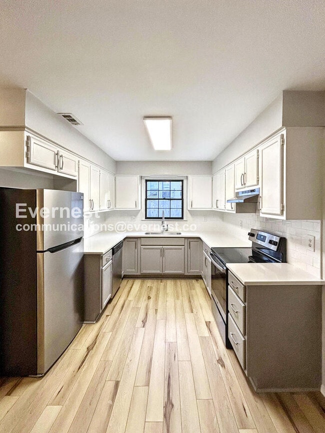 Foto del edificio - 2884 Millwheel Rd