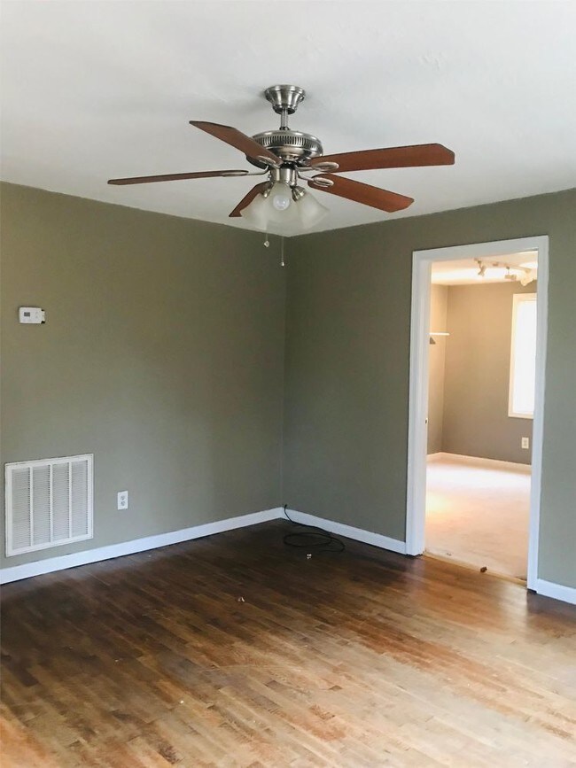 Foto del edificio - 10221 Elys Ford Rd.