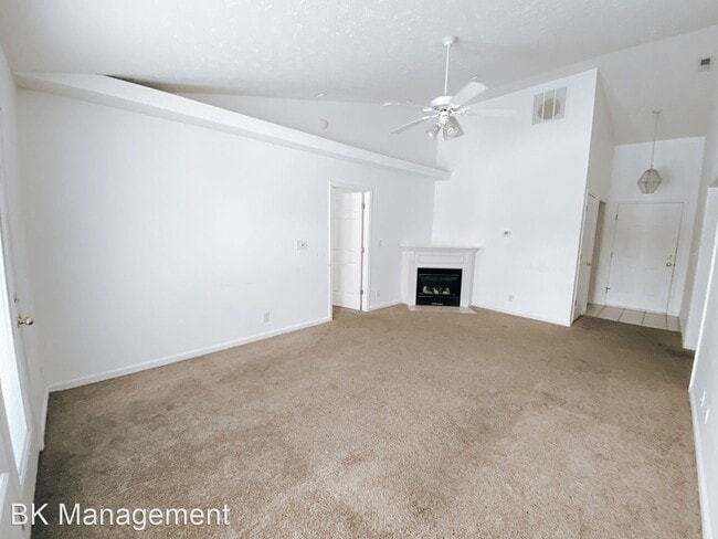 Building Photo - 3 br, 2 bath House - 2462 Hopkins Drive