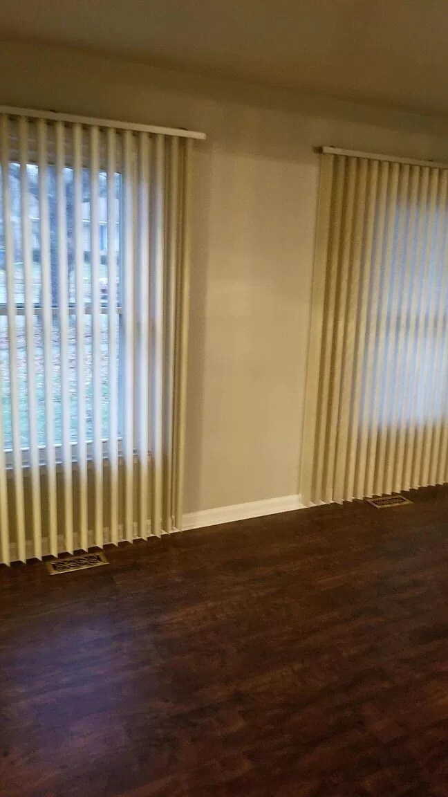 Foto del edificio - 1628 Sheffield Dr