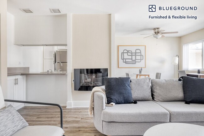 Foto del edificio - 12540 Braddock Dr