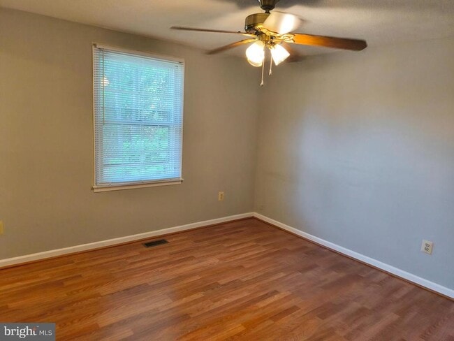 Foto del edificio - 636 York Ln SE