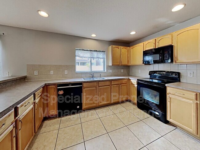 Building Photo - 13166 Oulton Cir