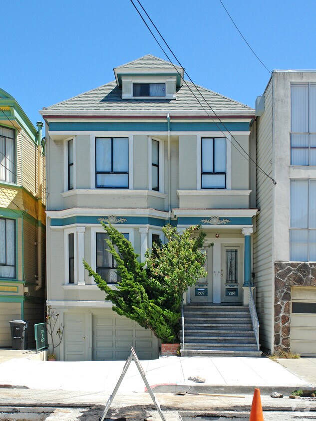 Primary Photo - 262-264 2nd Ave