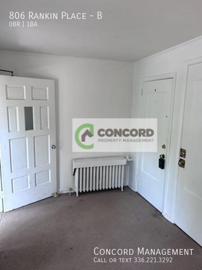 Foto del edificio - 806 Rankin Pl