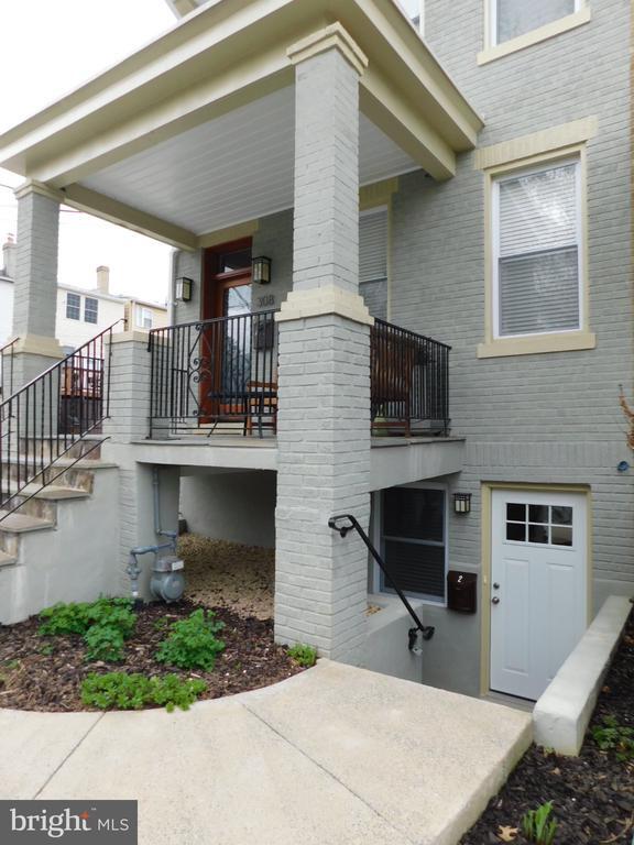 Foto del edificio - 308 Webster St NW
