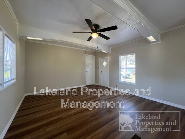 Building Photo - 8535 Mathews Rd