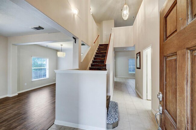 Foto del edificio - 3719 Wild Oak Dr