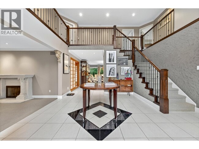 Building Photo - 5891 Laurelwood Ct