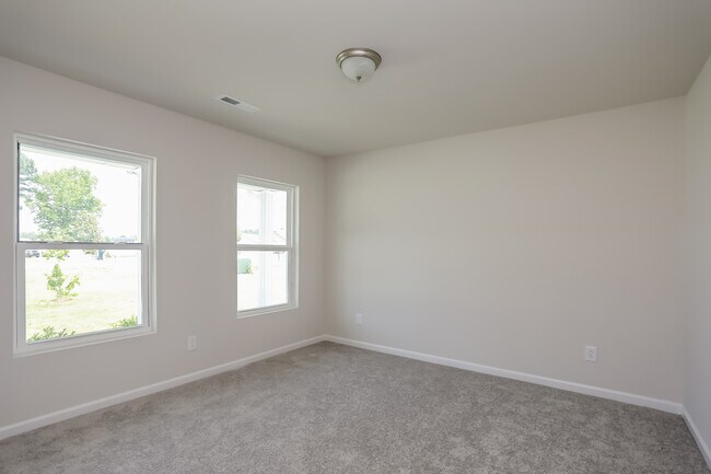 Building Photo - 2218 Cotton Dr