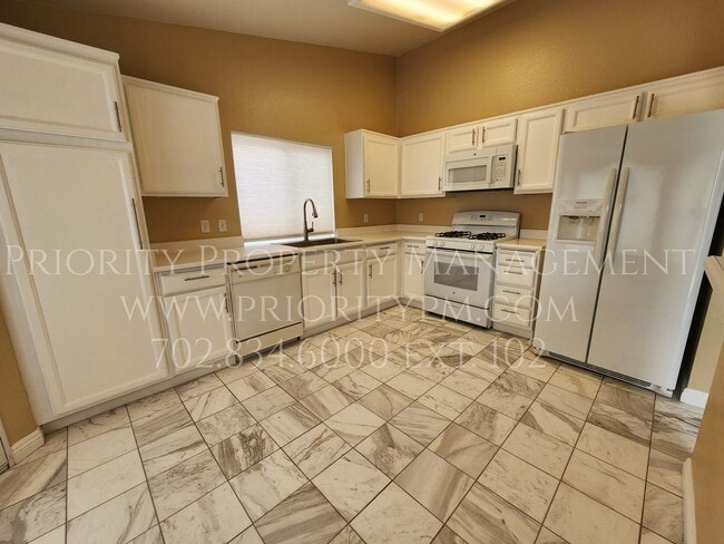 Foto del edificio - 7217 Sun Cove Cir