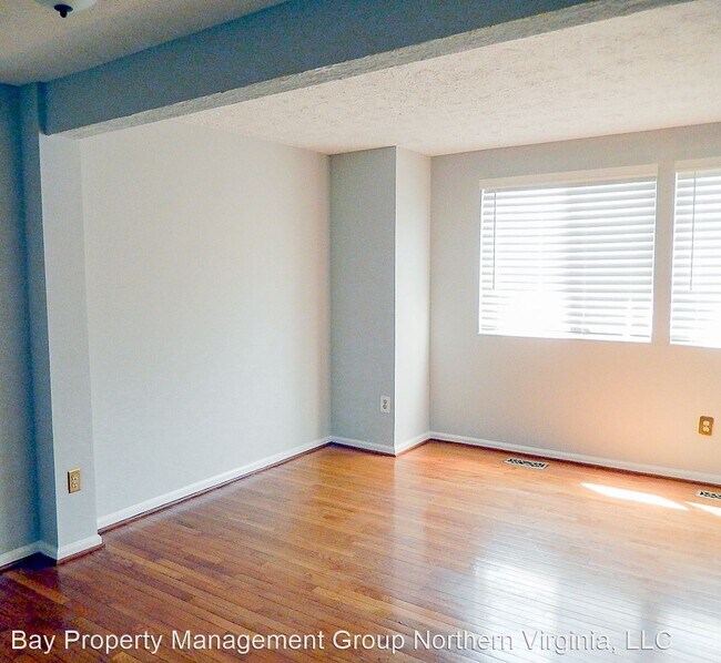 Foto del edificio - 2 br, 2 bath House - 8555 BLACKFOOT COURT