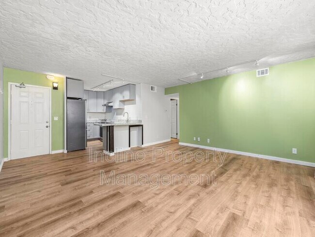 Foto del edificio - 115 S 1100 E