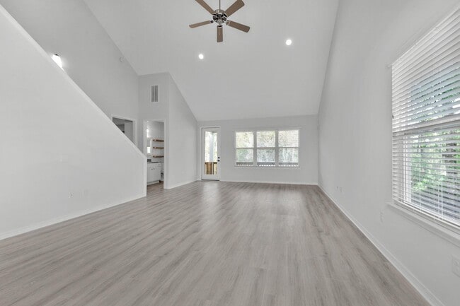 Foto del edificio - 303 Key Lime Pl