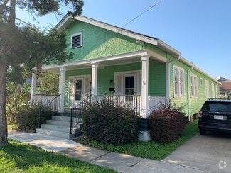 Building Photo - 4533 S Derbigny St
