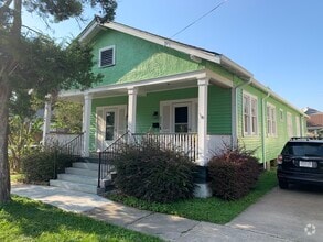 Building Photo - 4533 S Derbigny St
