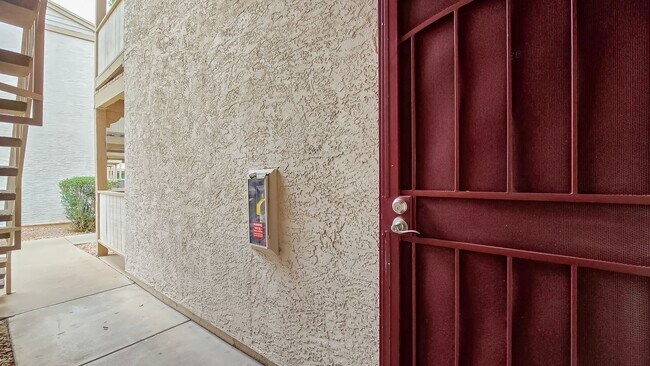 Foto del edificio - Awesome 2bd/2ba Condo close to Tempe Town Lake, ASU, Sky Harbor, Freeway Access and Light Rail.