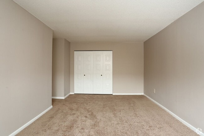 Interior Photo - Avon Woods Apartments