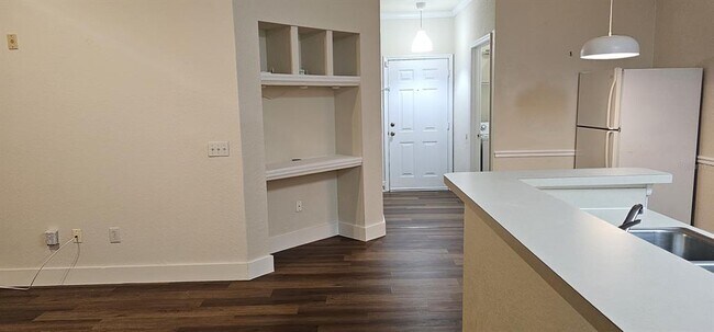 Building Photo - 3583 Conroy Rd