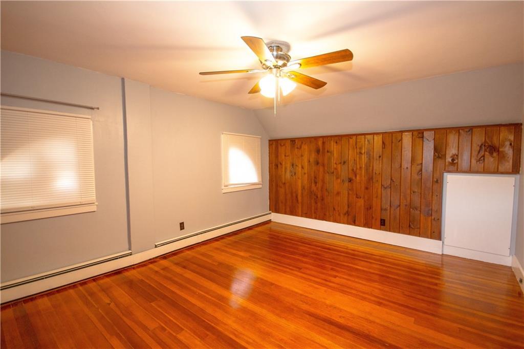 20 Emil St Unit 4, ster, MA 01570 Room for Rent in ster, MA