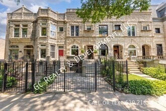 Building Photo - 4449 S Ellis Ave