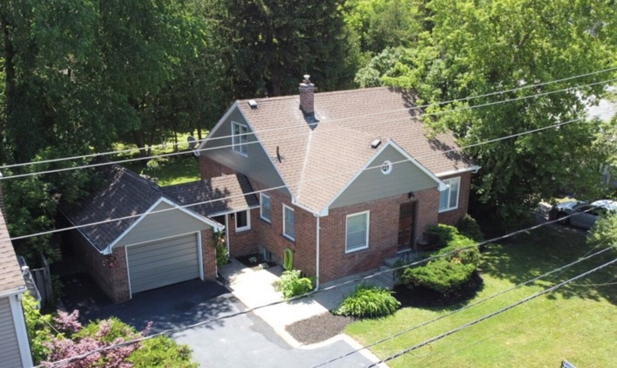 92 Willow Street - 92 Willow St