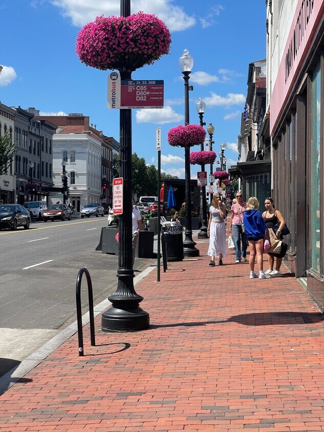 Foto del edificio - 1230 23rd St NW
