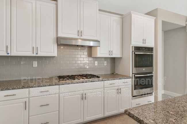 Building Photo - 6055 Hot Springs Dr